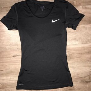 Nike dri-fit top